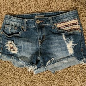 Soundgirl shorts size 7